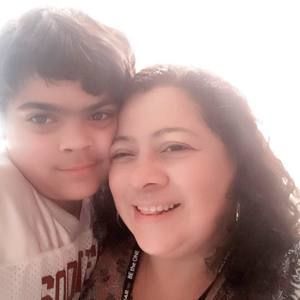 Meet your Posher, Ana maria